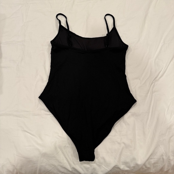 H&M Ribbed Black One Piece Swimsuit Bathing Suit - L - Picture 2 of 6